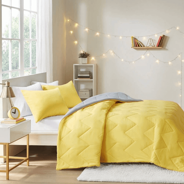 Reversible College Dorm Comforter Set