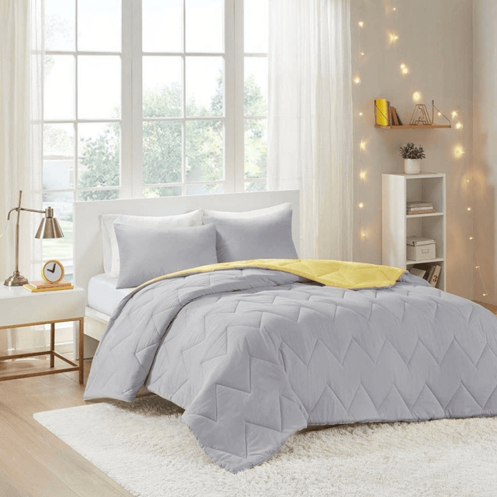 Reversible Dorm Comforter Set