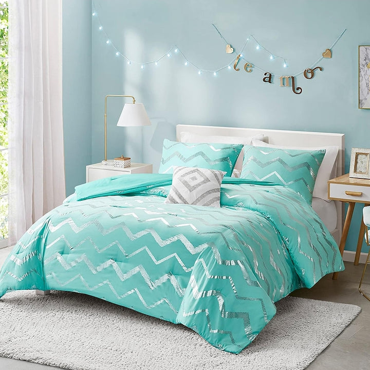 Decorative Comforter Bedding Set